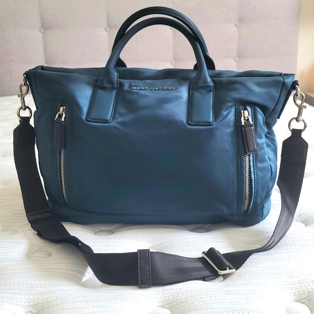 RARE Marc Jacobs Nylon Computer Crossbody